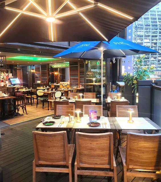 Baan Thai Restaurant - Causeway Bay