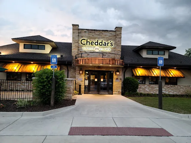 Cheddar's Scratch Kitchen