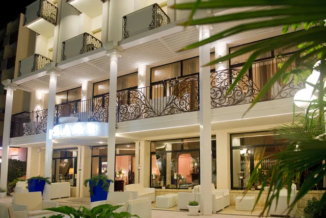 Hotel Baby Bed and Breakfast