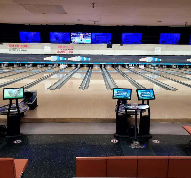 Harbor Lanes Bowling Center