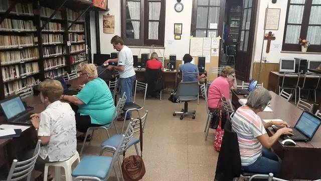 Popular Library "William C. Morris"