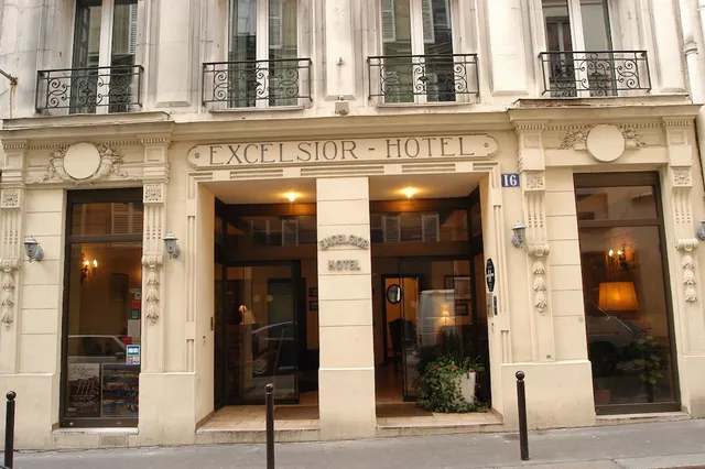 Excelsior Batignolles