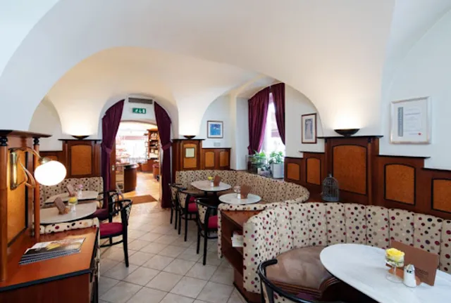 Bachhalm Chocolate Factory & Cafe Konditorei