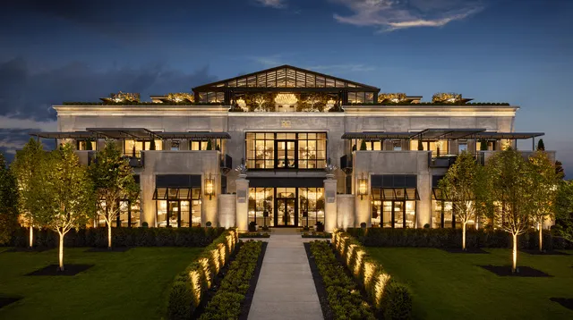 RH Charlotte | The Gallery at Phillips Place