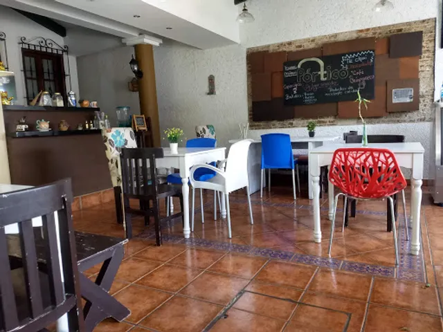 Portico Resto & Drinks