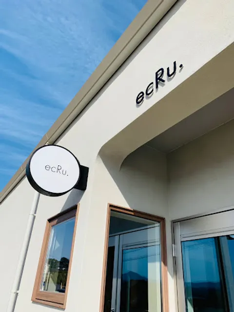 ecRu.エクリュ 長崎 カフェ&雑貨店