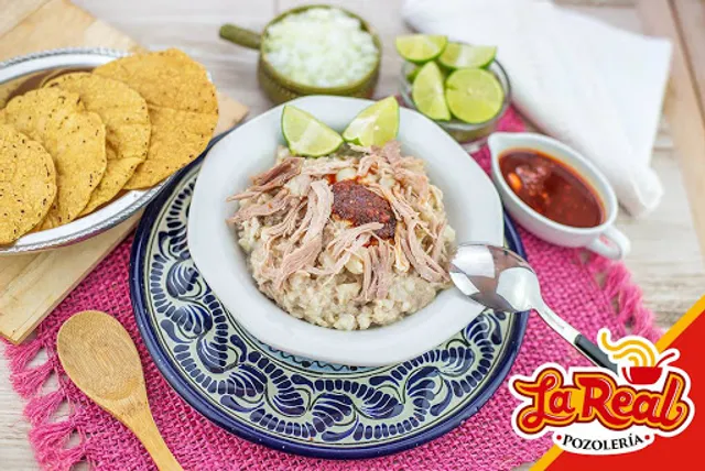 Pozole "La Real Pozoleria"