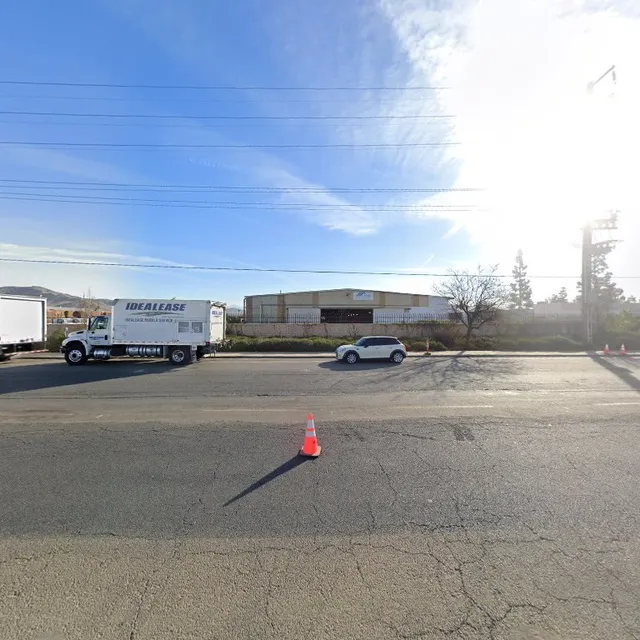 Lonchera Los Corales Riverside