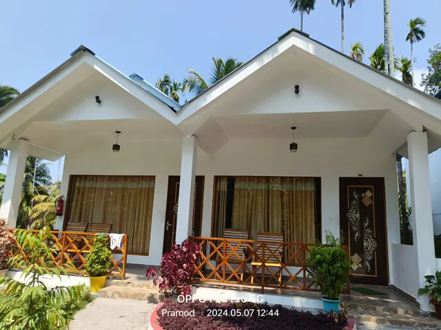 Laxmi Continental Resort