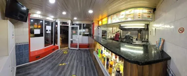 La Luna Kebab Shop