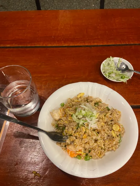 ร้าน ทองผา อาหารป่า (Thong Pha Restaurant)