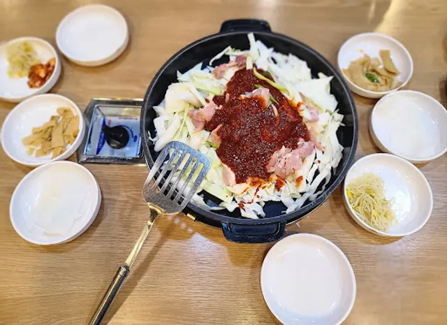 동아리닭갈비