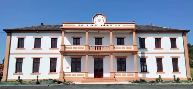 Albergue O Abeiro de Mañón