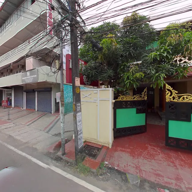 OYO 24373 Hilite Inn