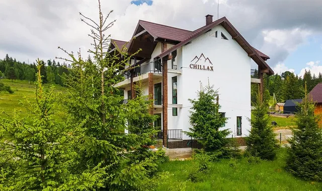 Chillax Hotel - сімейний готель, шале у Яблуниці