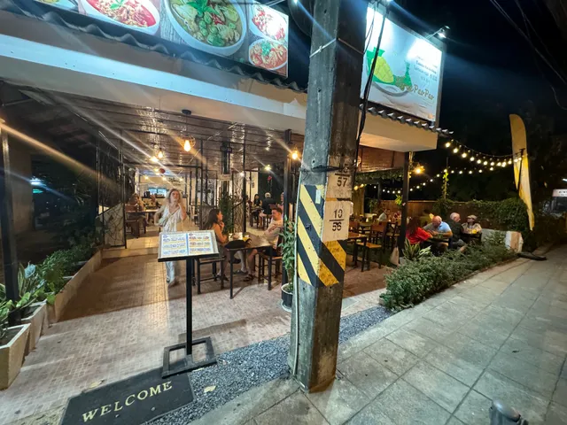 Nini Thai Food Maenam