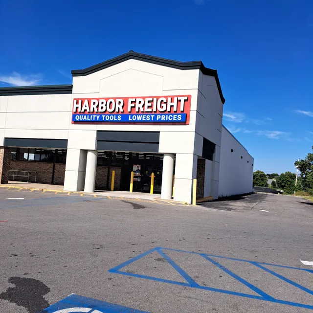 Smyrna Square Shopping Center