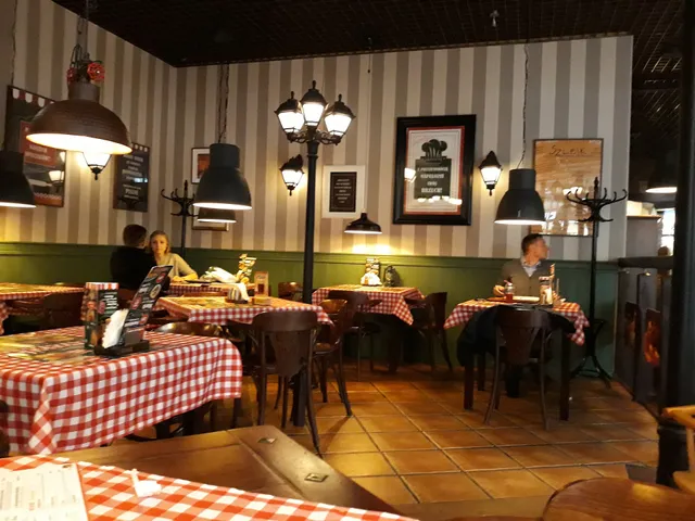 Restauracja & Bistro Szwejk (Galeria Olimp)