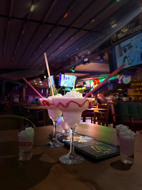 Vip Dance Bar HİSARÖNÜ