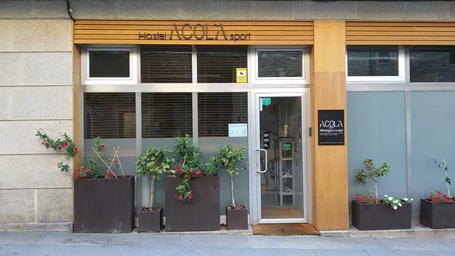 Acolá Sport Albergue Hostel - Pontevedra