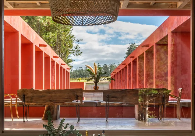 LUZ Culinary Wine Lodge