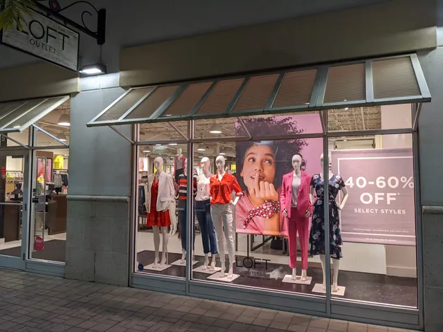 LOFT Outlet