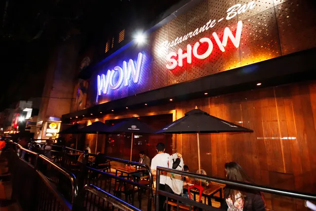 WOW Restaurante Bar Show Bogotá