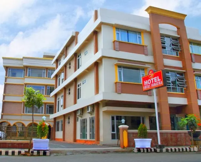Hotel Lintas Sumatra