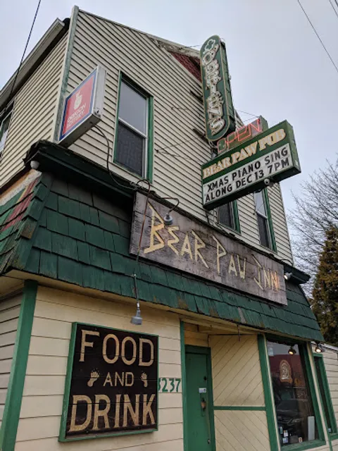 The Bear Paw Inn