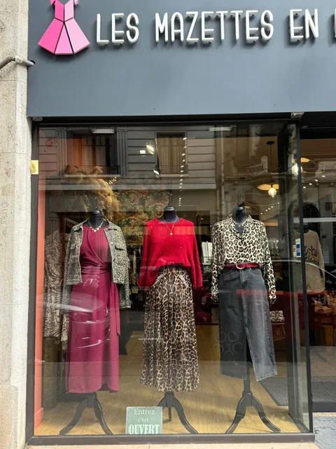 Les Mazettes en Robes