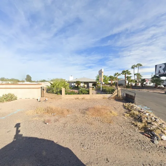 Desert Rose Motel and RV Storage