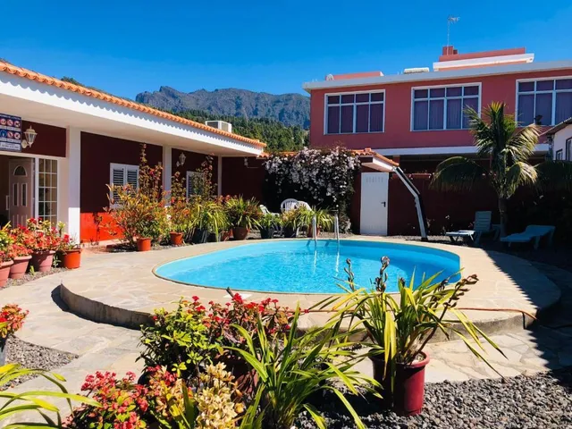 Apartamentos Laderitas y Catalino