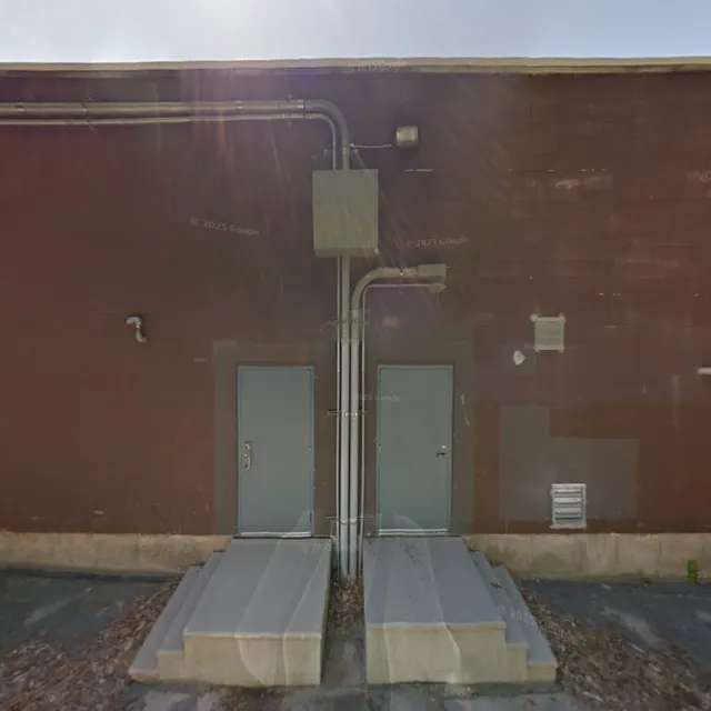 Green Plains Plaza Shopping Center