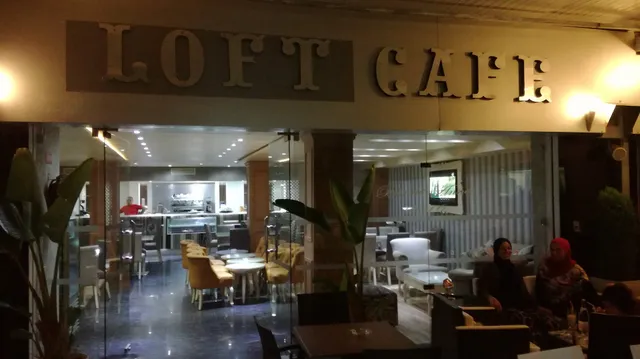 LOFT Café