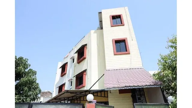 OYO Prithvi Inn