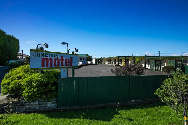 Junction Motel Sanson