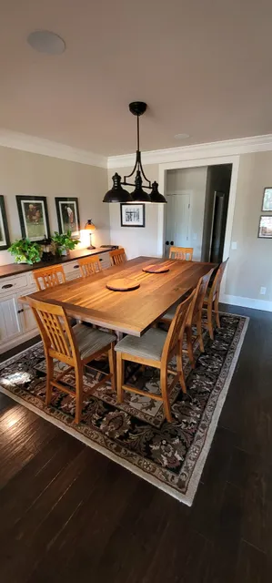 Dowel & Burr Custom Furnishings