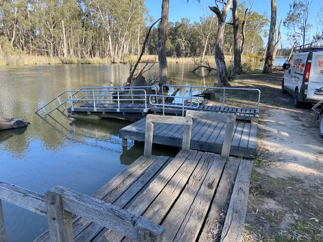 Koondrook Canoe Trail & Kayak Launch