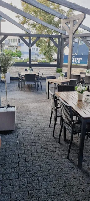 INA's Cafe & Bierhaus