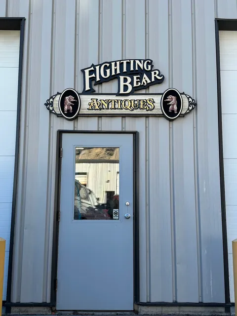 Fighting Bear Antiques