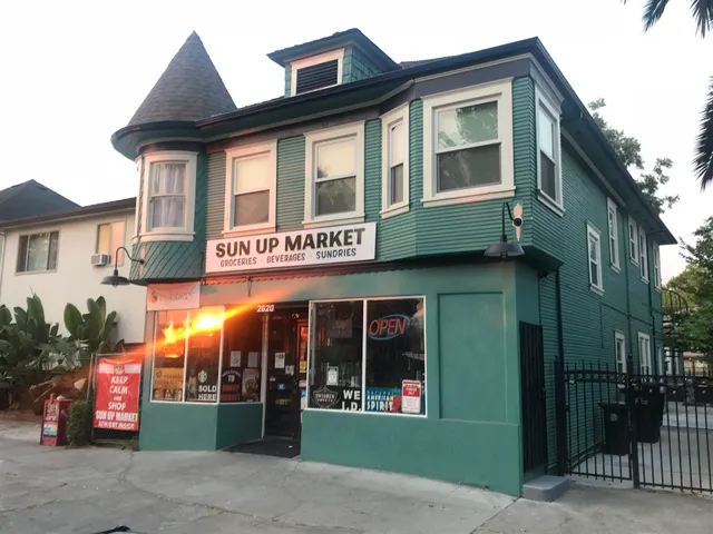 Sun Up Market