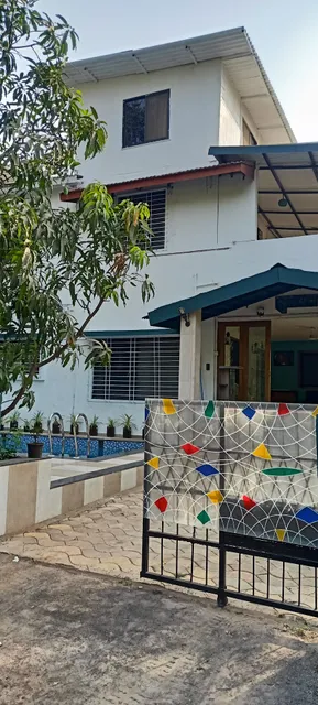 Sunayan Bungalow with swimming pool