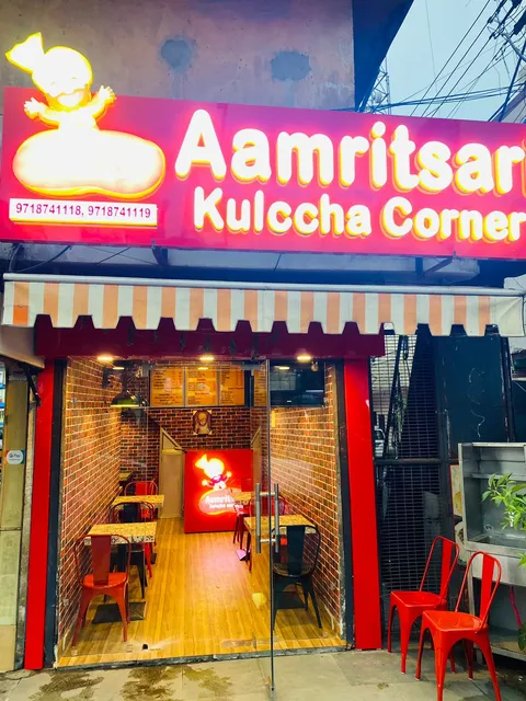Aamritsari Kulccha Corner Rohini