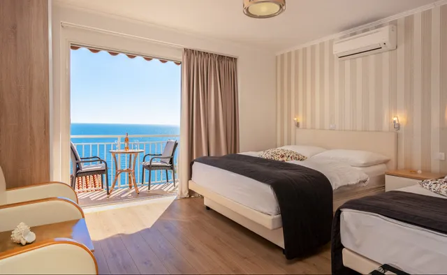 Apartments Banje Beach