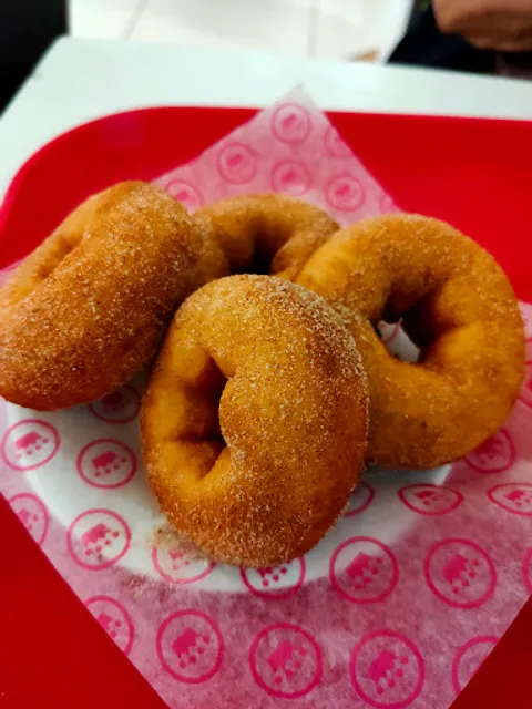 Donut King Cairns DFO