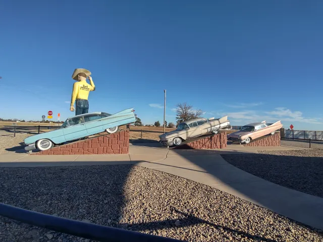 Cadillac RV Park / Cadillac Ranch Gift Store