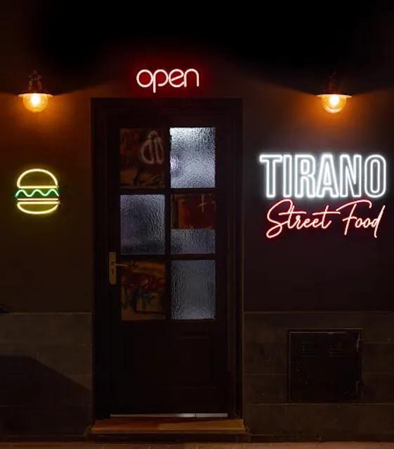 Tirano Street Food - Restaurant