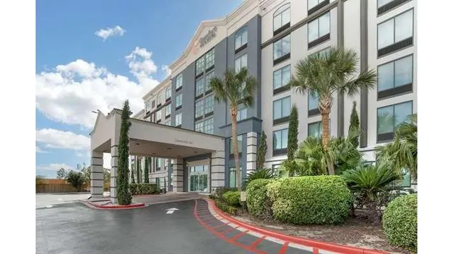 Comfort Inn & Suites New Orleans Airport North