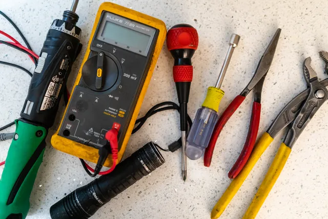 Ken's Electronic Services