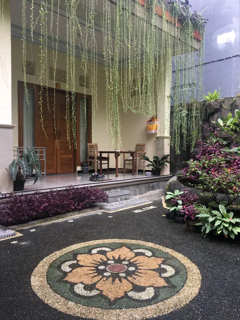 Sari Garden